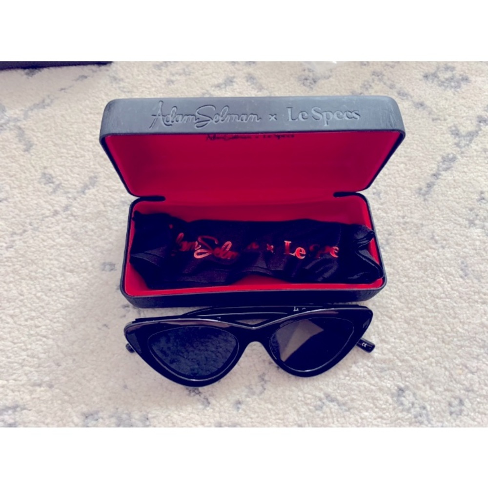 🕶🍑❣️ADAM SELMAN X LE SPECS - COVET OF GIGI HADID AND MANY MORE! #instagram ❣️